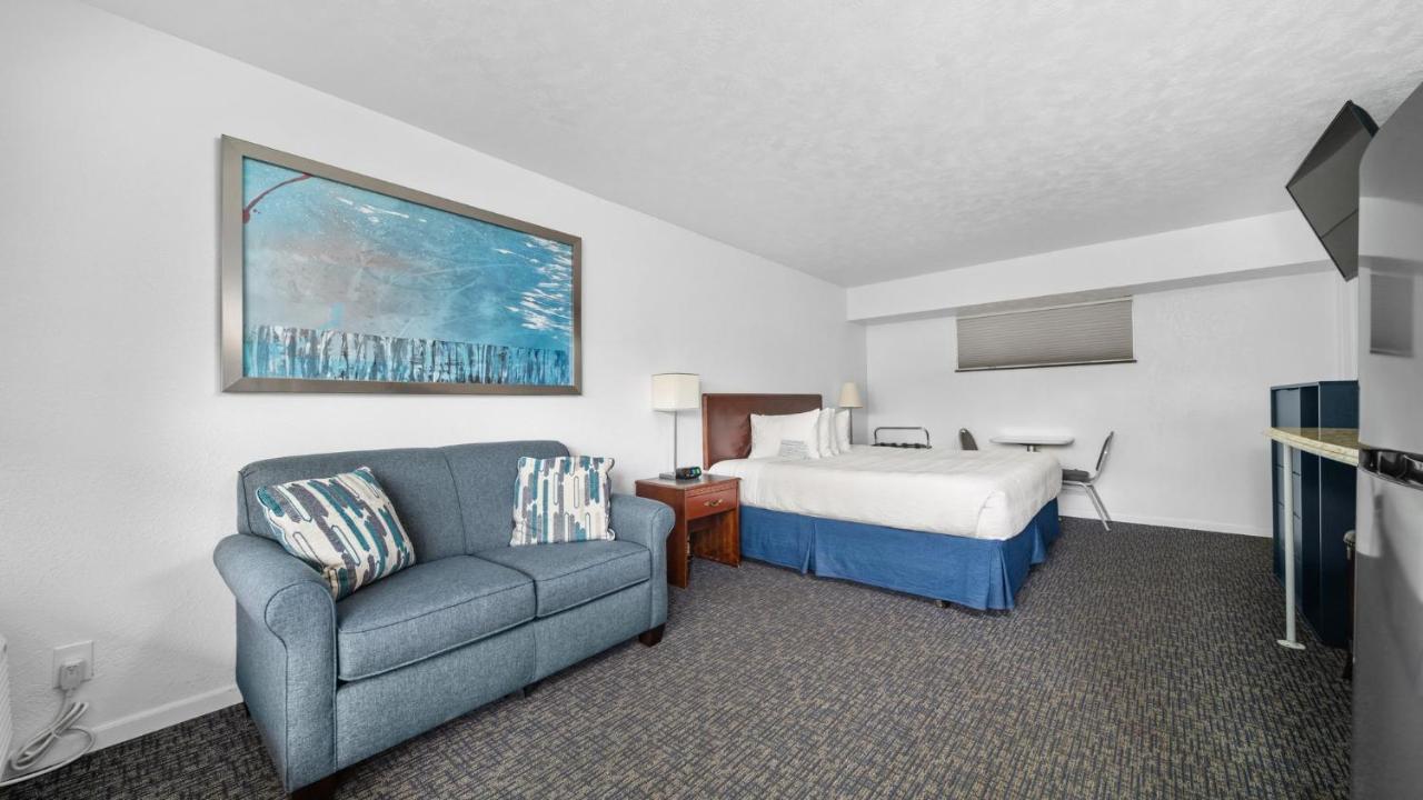 Grand Traverse Motel Траверс-Сити Экстерьер фото